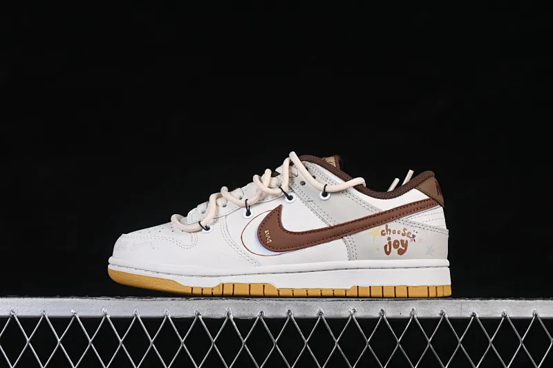 All categories Nk SB Dunk Series Nk SB Dunk Low High-end customized low-top sneakers Nike SB Dunk Low Strap style High-end customized low-top casual skate shoes HM3695-071